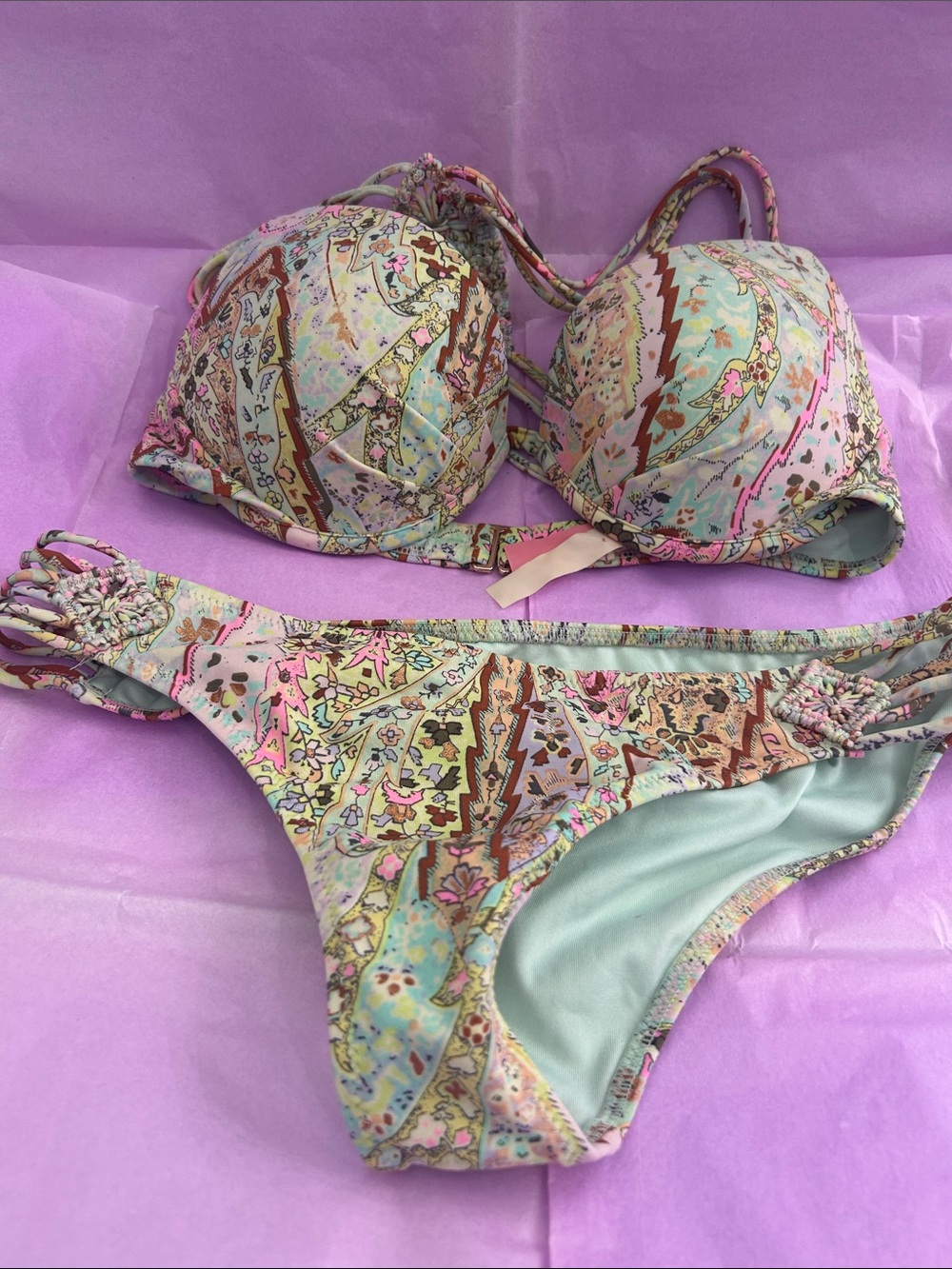 The fabulous Victoria’s Secret strappy bikini